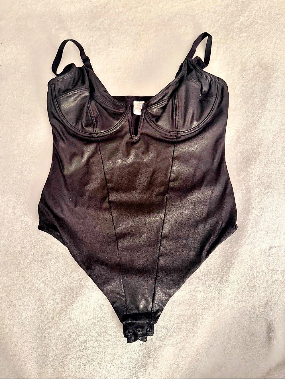 Popilush Black Faux Leather Bodysuit Size Medium